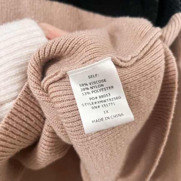 The Post, Color Block Sweater - Picture 3 of 4